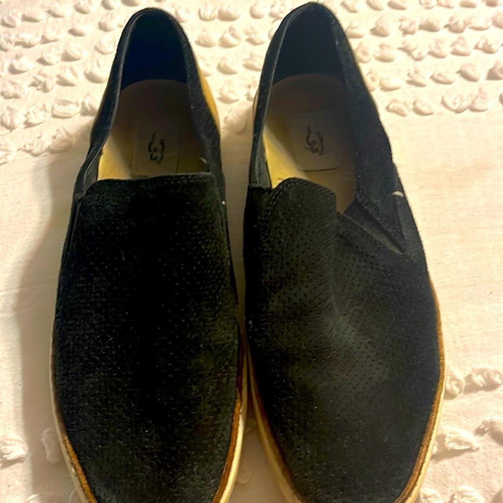 UGG Slip on’s - Size 10W